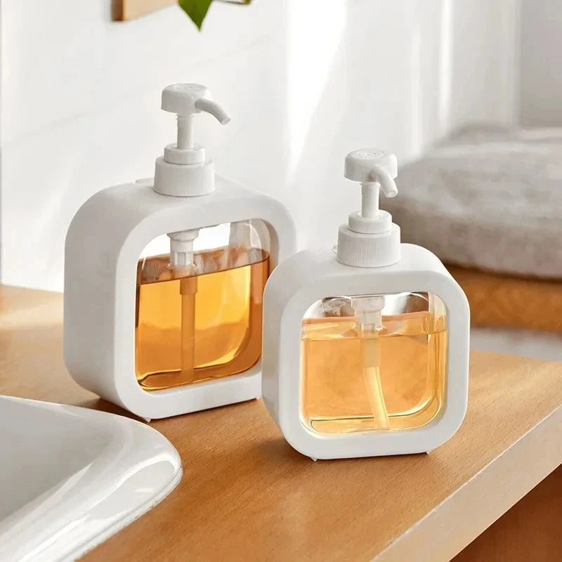 Påfyllningsbar tvål- och schampodispenser